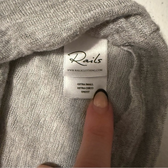 Rails racer back Top - Picture 3 of 5